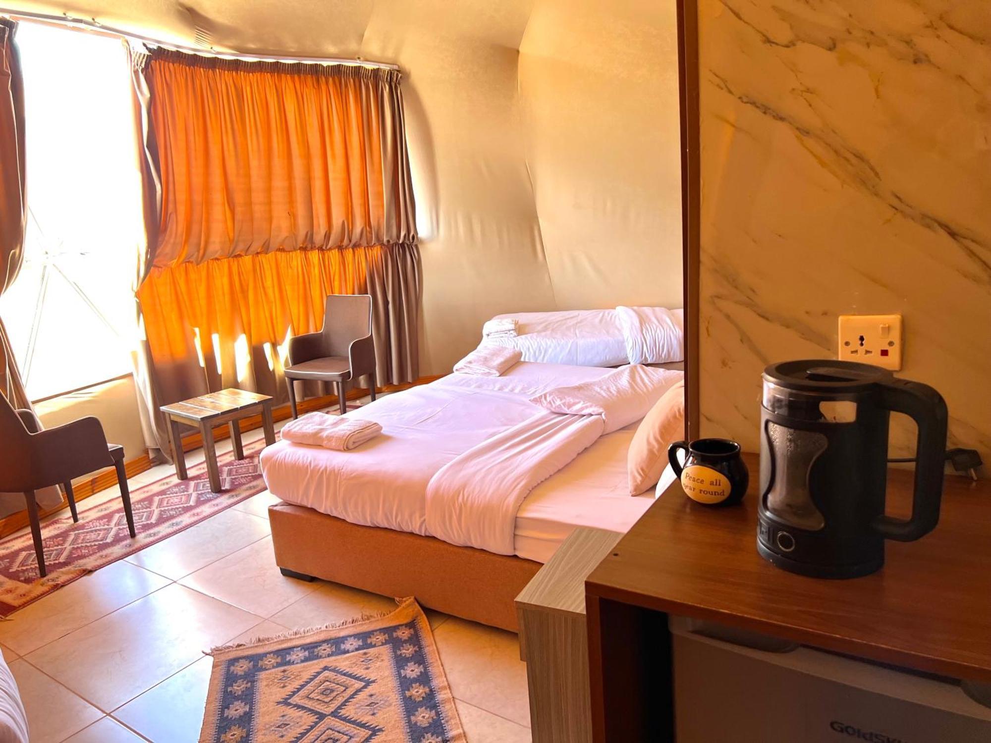 Angelina Wadi Rum Camp Extérieur photo