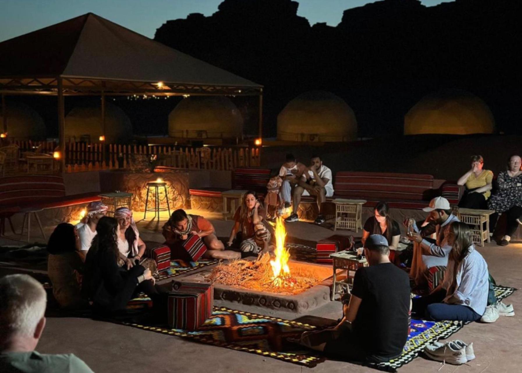 Angelina Wadi Rum Camp Extérieur photo