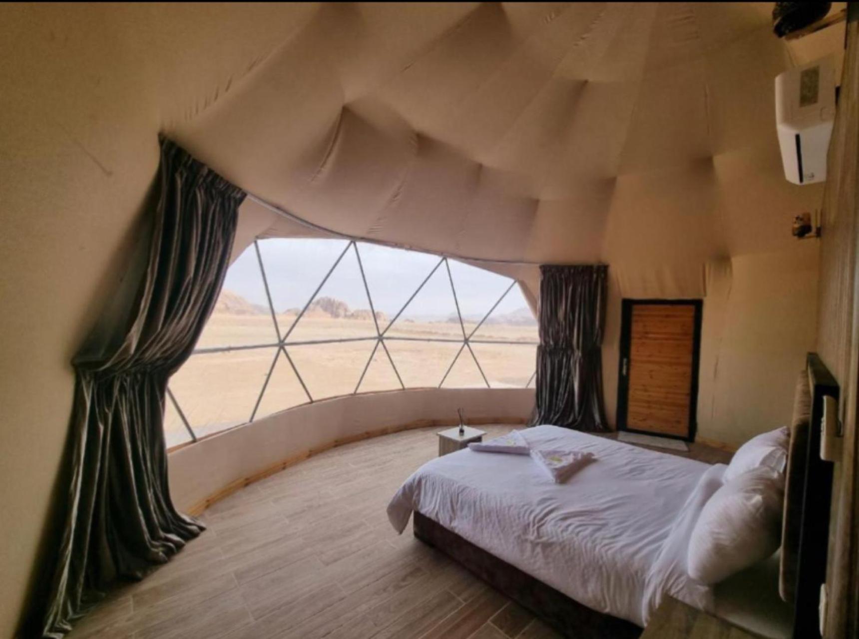 Angelina Wadi Rum Camp Extérieur photo
