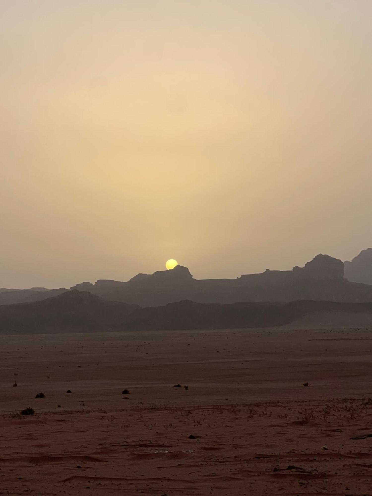 Angelina Wadi Rum Camp Extérieur photo