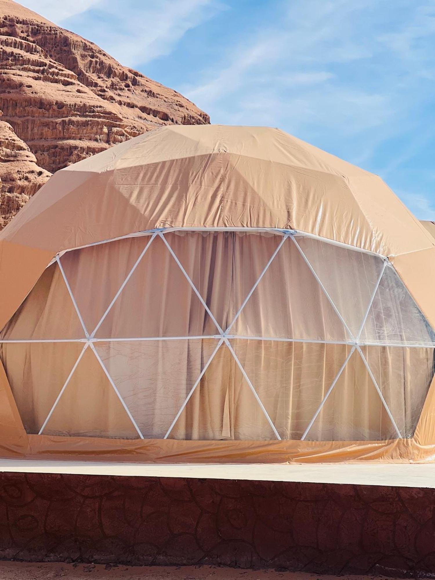 Angelina Wadi Rum Camp Extérieur photo